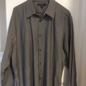 Banana Republic Gray button down dress shirt